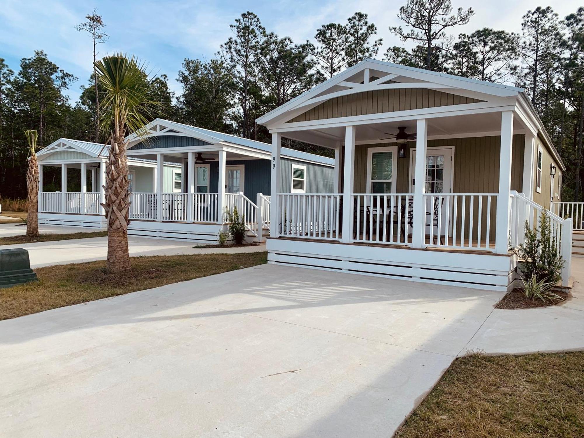 Riverwalk Landing Cottages And Rv Resort Freeport Eksteriør bilde